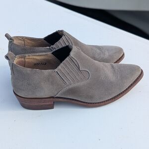 Frye | Billy Grey Suede Shootie Western Ankle Boot Size 8 Bench Made Mexico